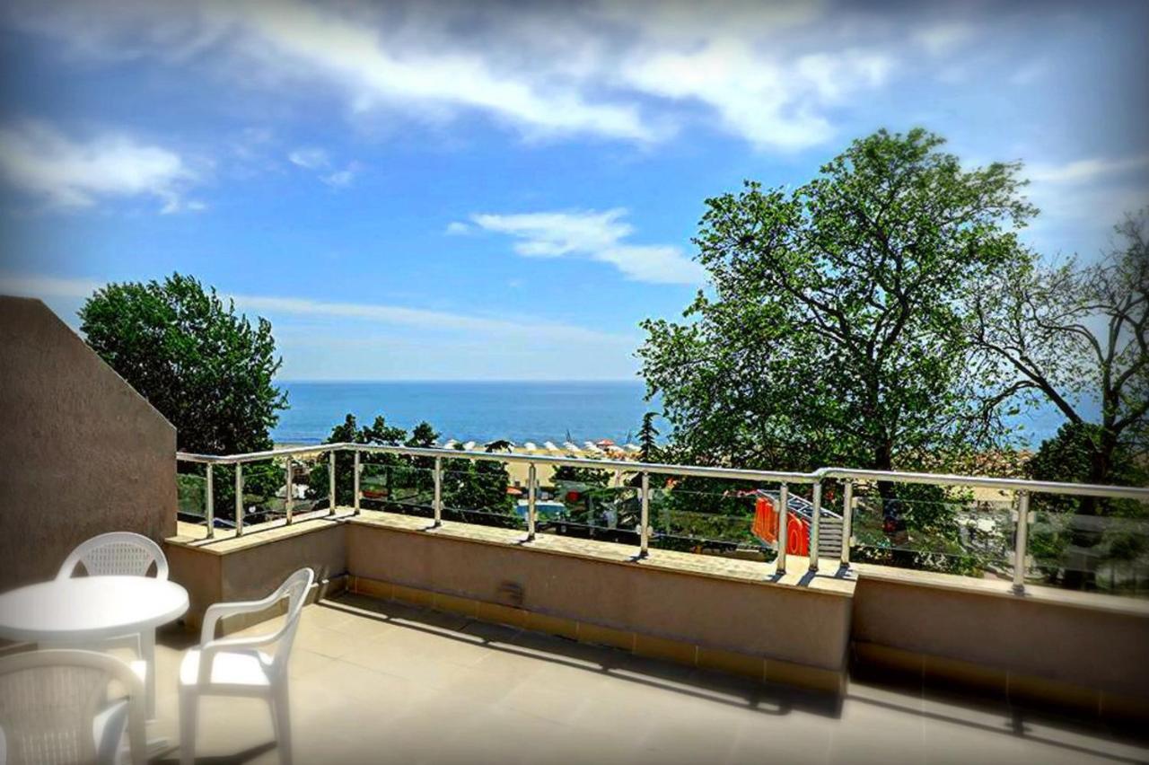 1-St Line Izvora Sea View Apartments On Aranyhomok Kültér fotó
