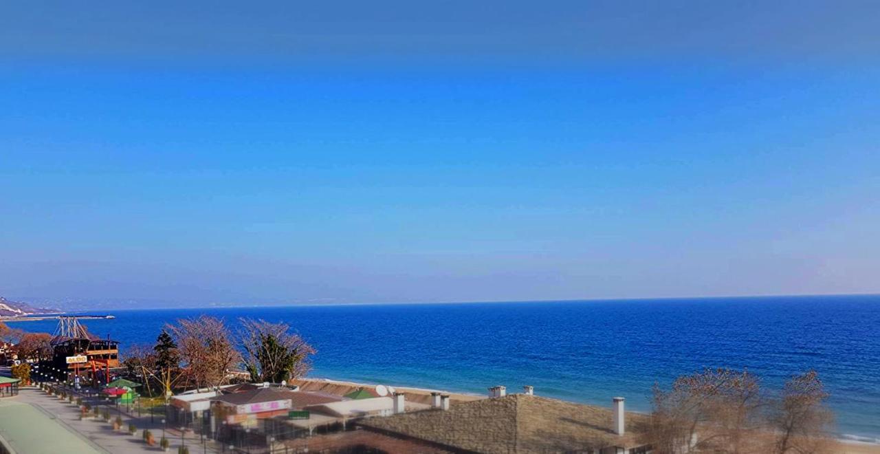 1-St Line Izvora Sea View Apartments On Aranyhomok Kültér fotó